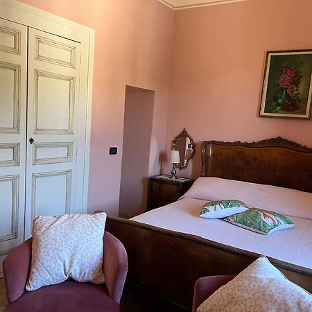 Palazzo Cutrufelli Appartement Graniti Buitenkant foto