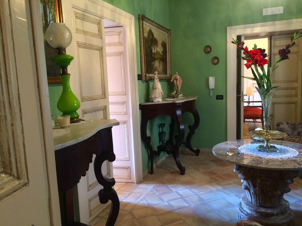 Palazzo Cutrufelli Appartement Graniti Kamer foto
