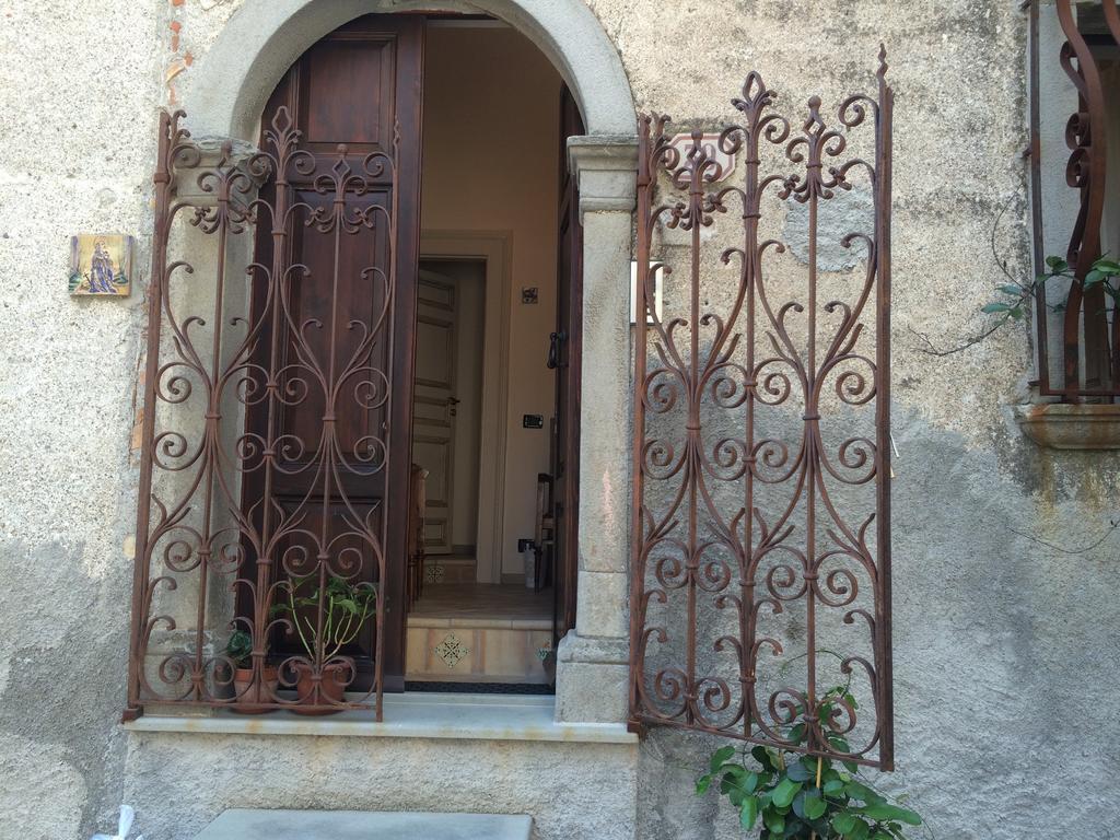 Palazzo Cutrufelli Appartement Graniti Kamer foto