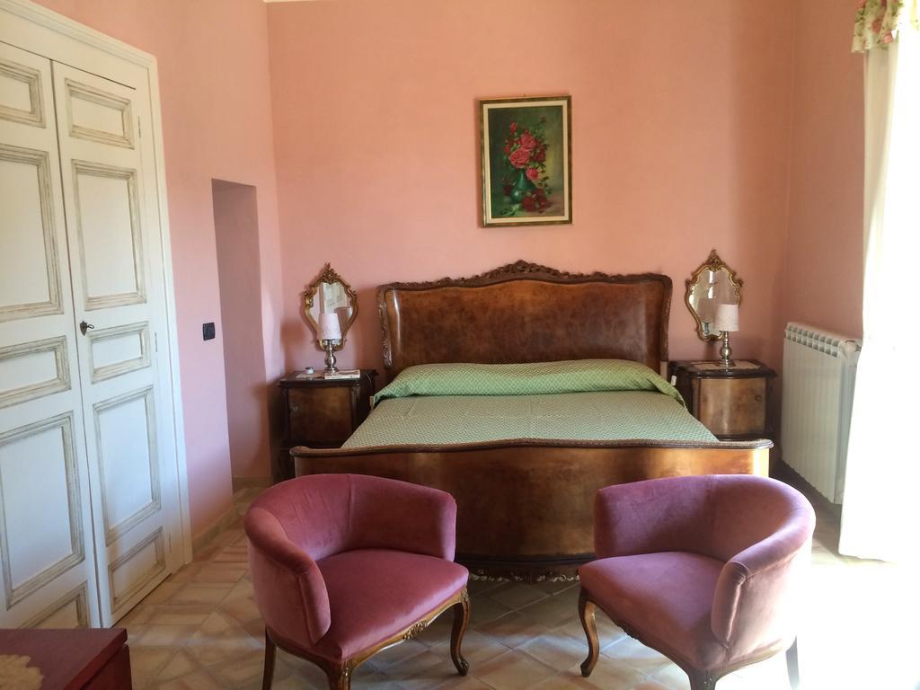 Palazzo Cutrufelli Appartement Graniti Kamer foto