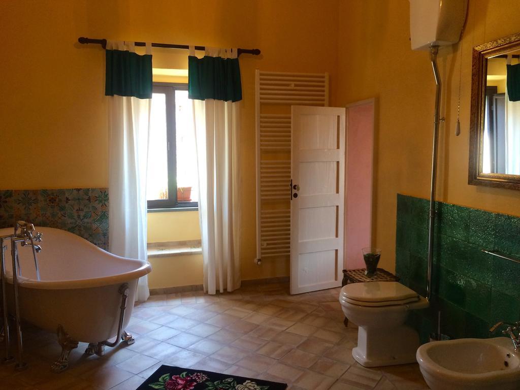 Palazzo Cutrufelli Appartement Graniti Kamer foto