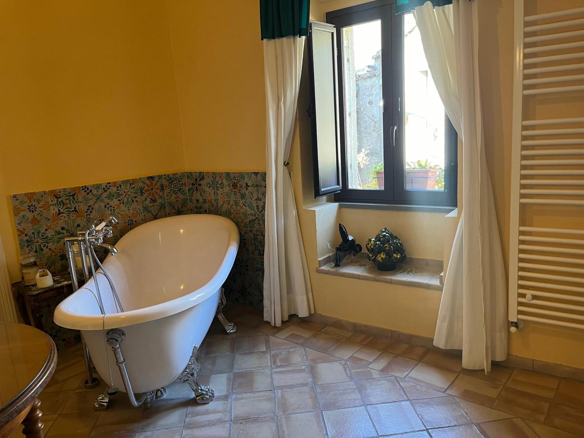 Palazzo Cutrufelli Appartement Graniti Buitenkant foto